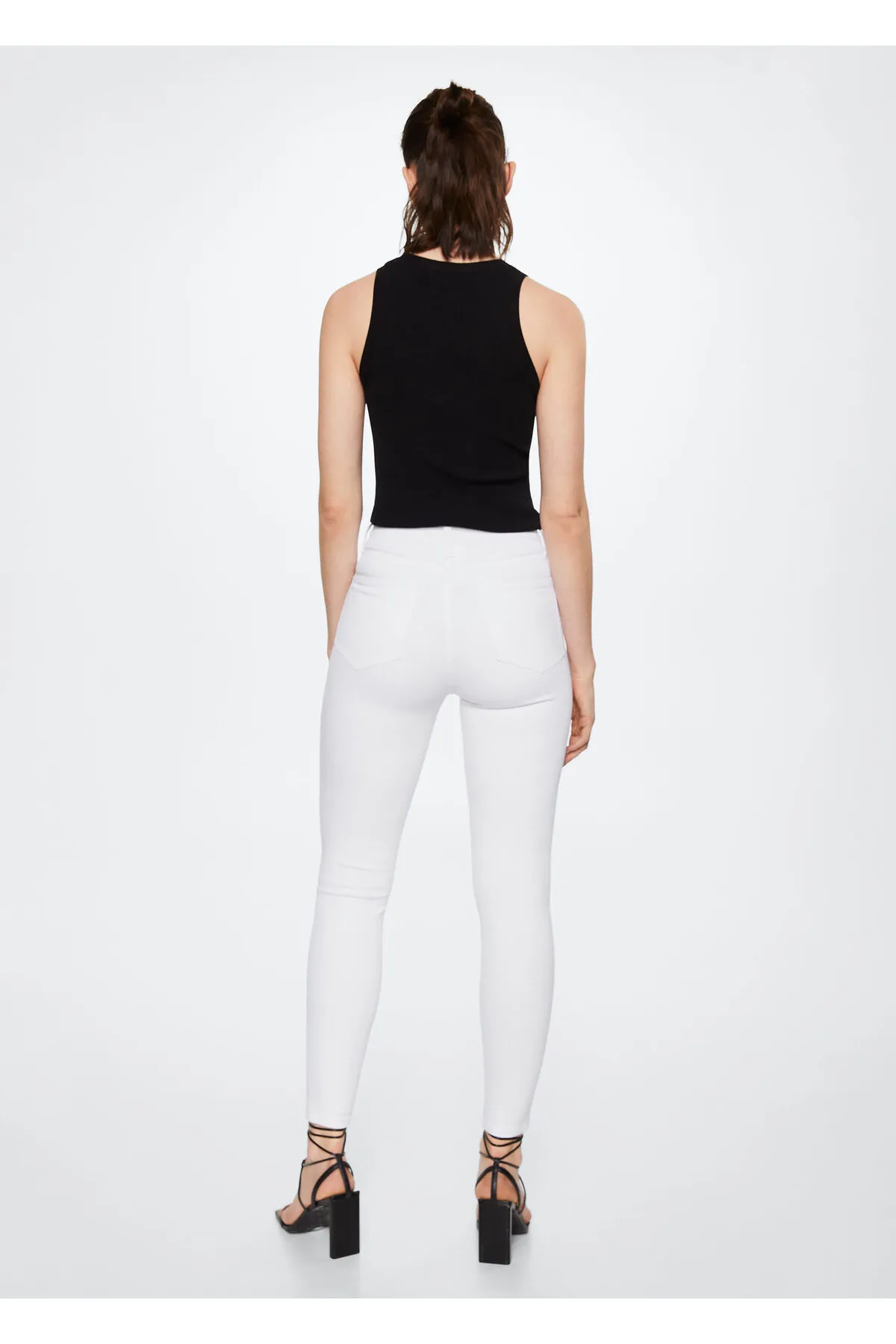 MANGO  Weiße Damenjeans 37040353
