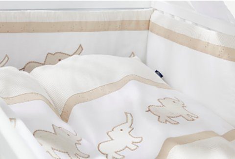 BMG Möbel Babyzimmer-Komplettset Luis, (Set, 11-St., Babybett inkl. Lattenrost und Matratze, Wickelkommode etc), Bett + Wickelkommode + 2-trg. Schrank + Standregal etc.