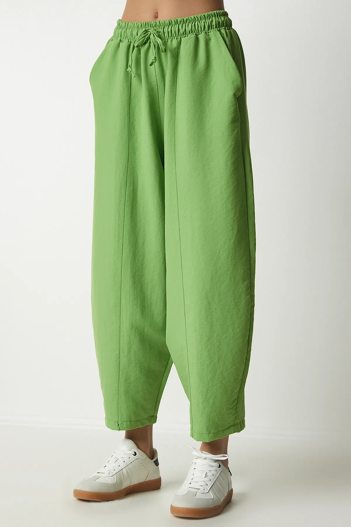 Happiness İstanbul  Pistaziengrüne Shalwar-Hose aus Leinenviskose mit Taschen CV00001 für Damen