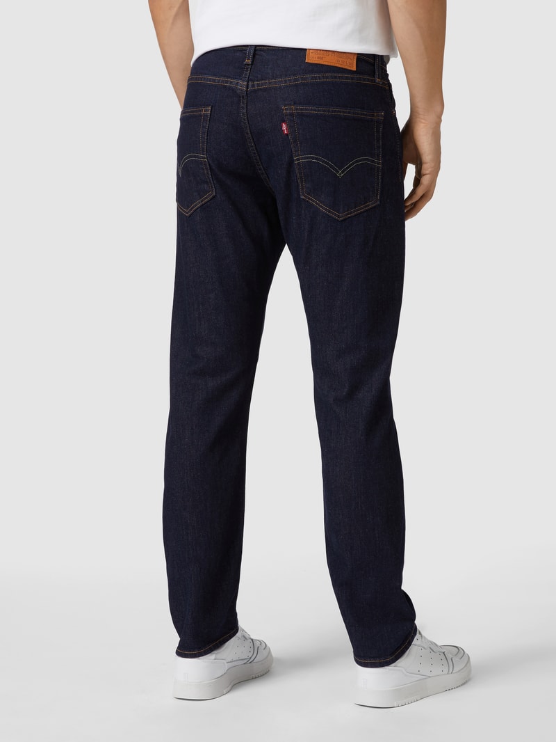 Tapered Fit Jeans mit Stretch-Anteil Modell '502 Taper' - ‘Water<Less™’ in dunkelblau