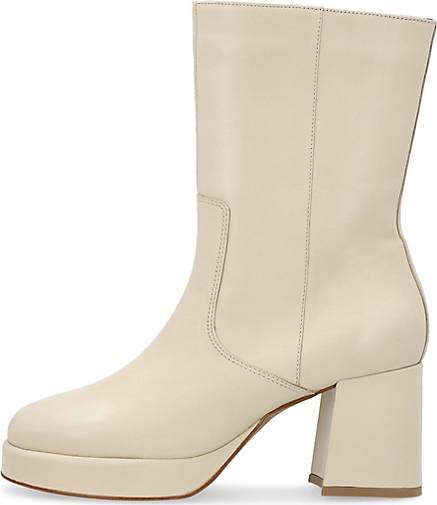 Another A Plateau-Stiefelette