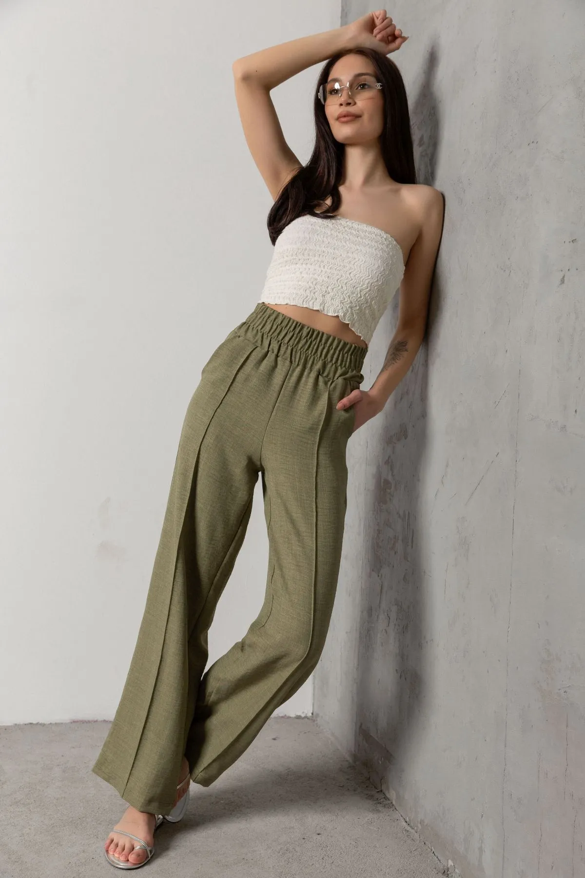 Domoda  Dekorative elastische Taille Weites Bein Doppeltasche Baumwolle Damenhose @Como
