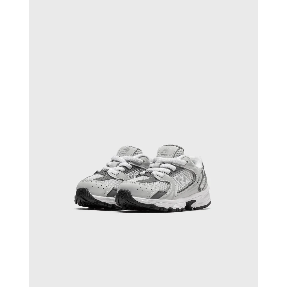 New Balance 530 IZ530CB / grau