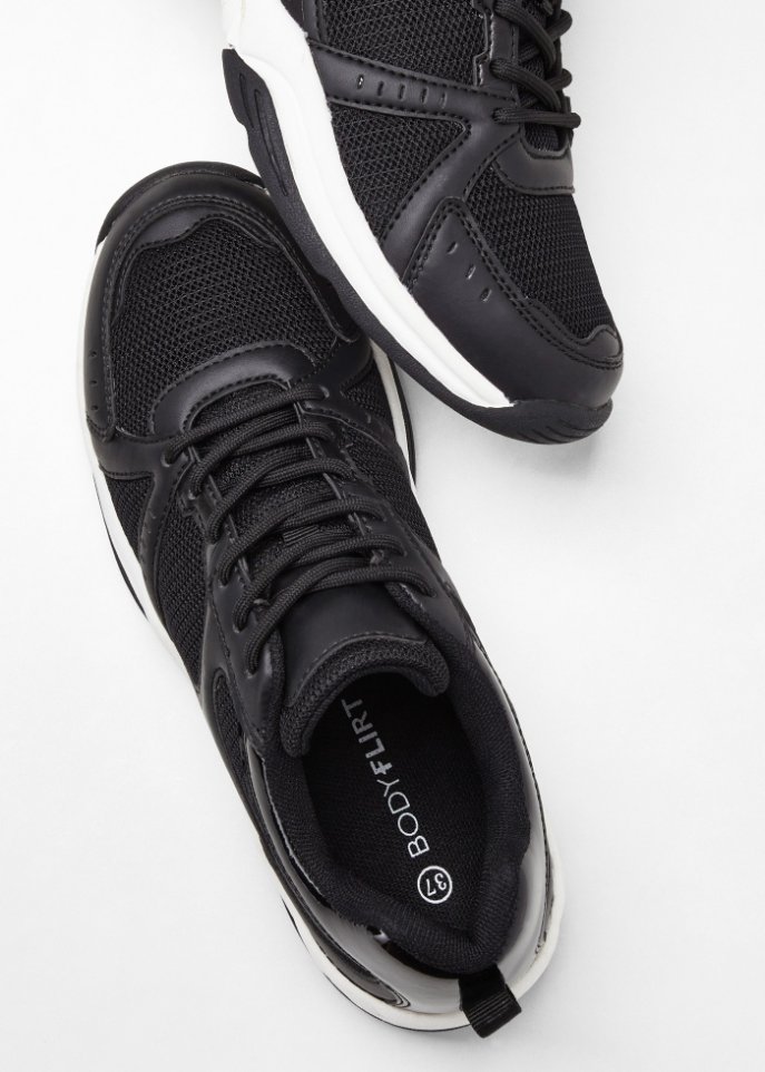Sneaker