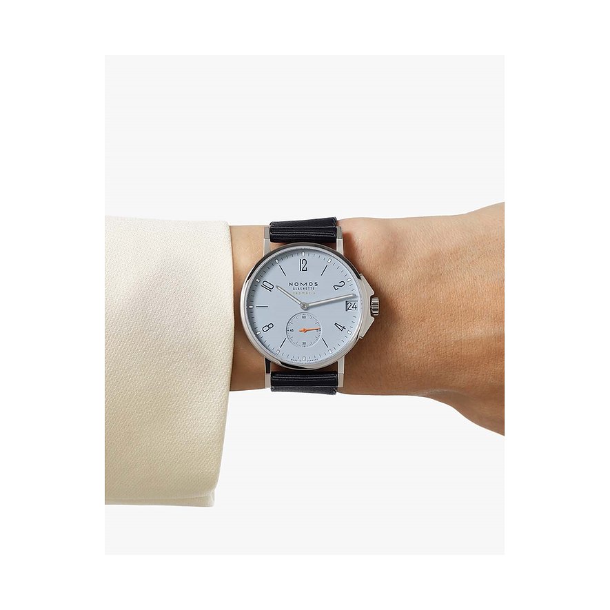 Nomos Glashütte Unisexuhr Ahoi neomatik 38 date sky
