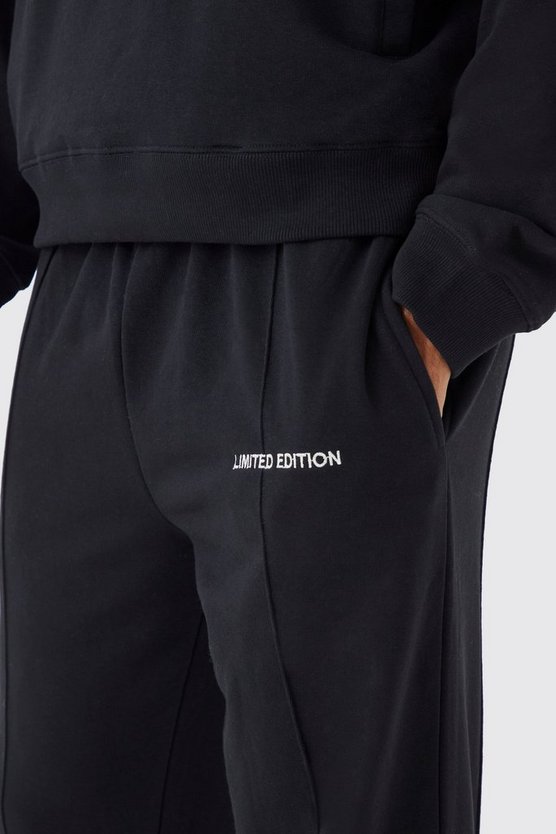 Lockere Jogginghose mit geteiltem Saum