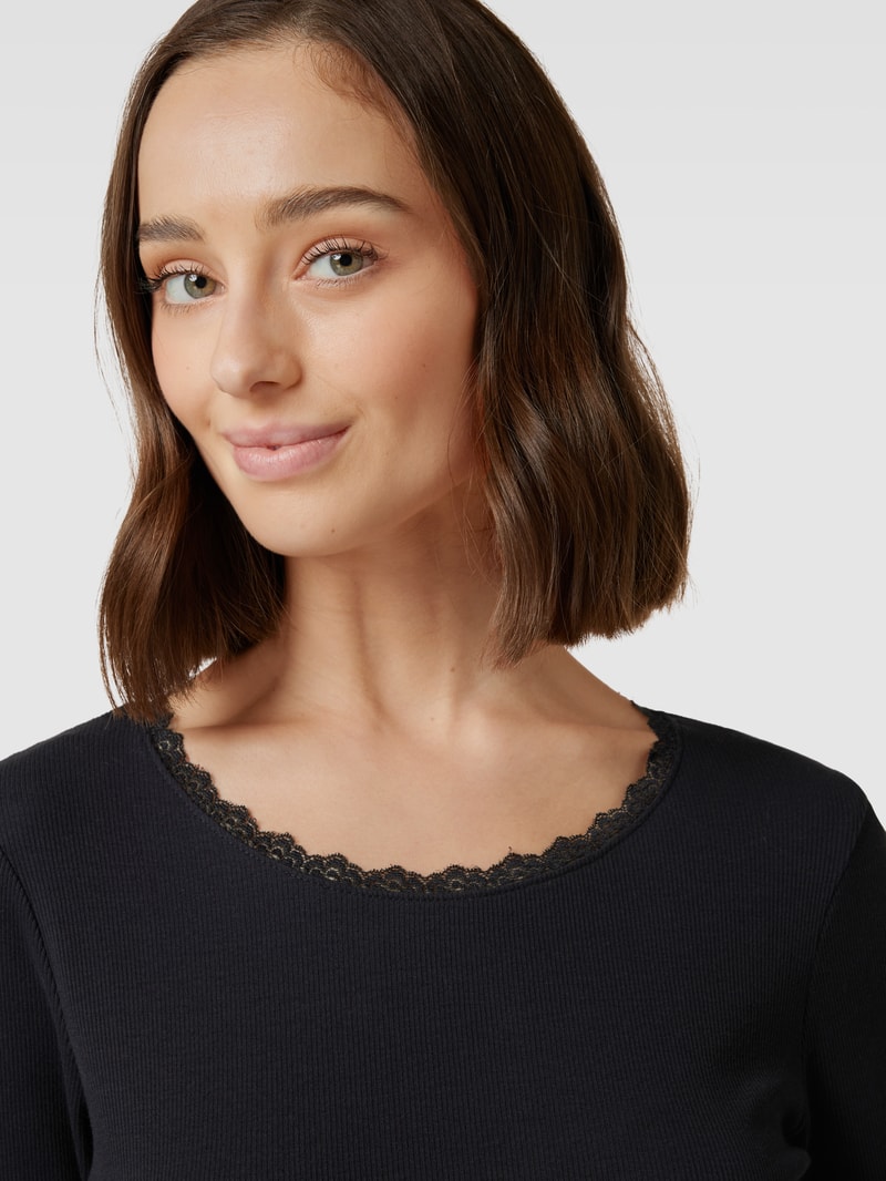 Longsleeve mit Rundhalsausschnitt in schwarz