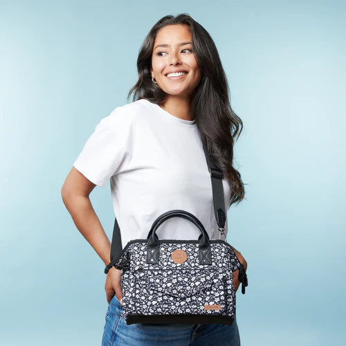 Crossbody Adventurer Catan black and white