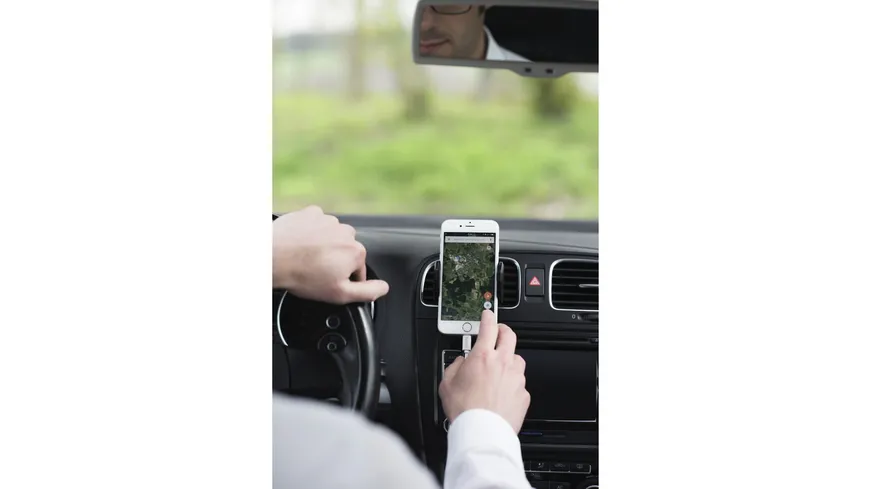 Hama Universal-Smartphone-Halter, Geräte mit einer Breite von 4,5 - 9 cm