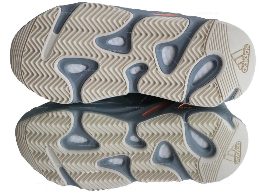 Yeezy Boost 700 Inertia