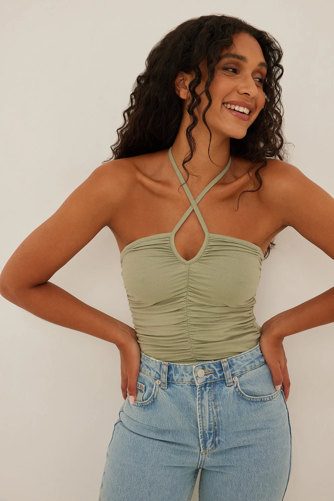 Gerüschtes Singlet mit Keyhole-Detail
