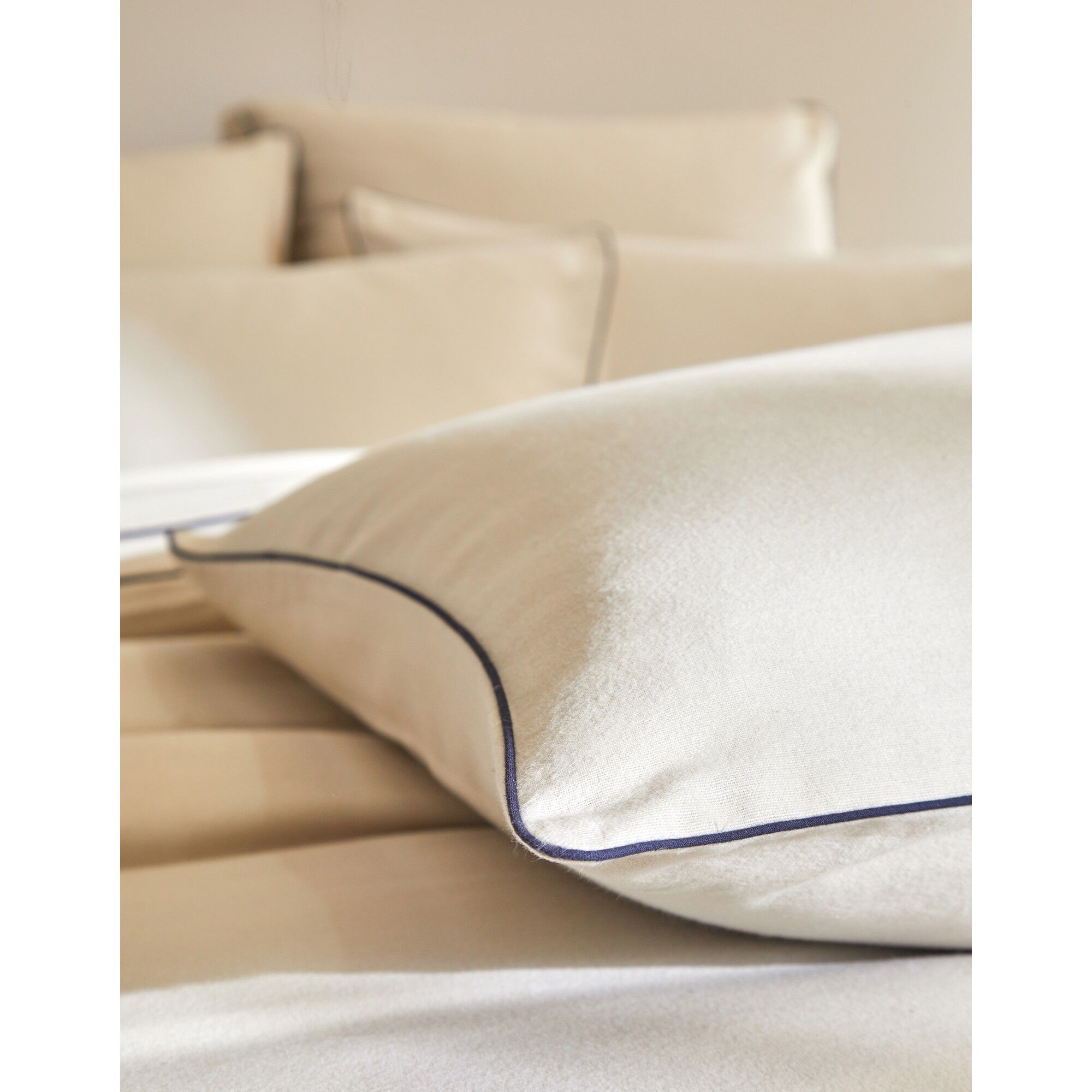 Linge de lit uni flanelle passepoil contrasté, collection 