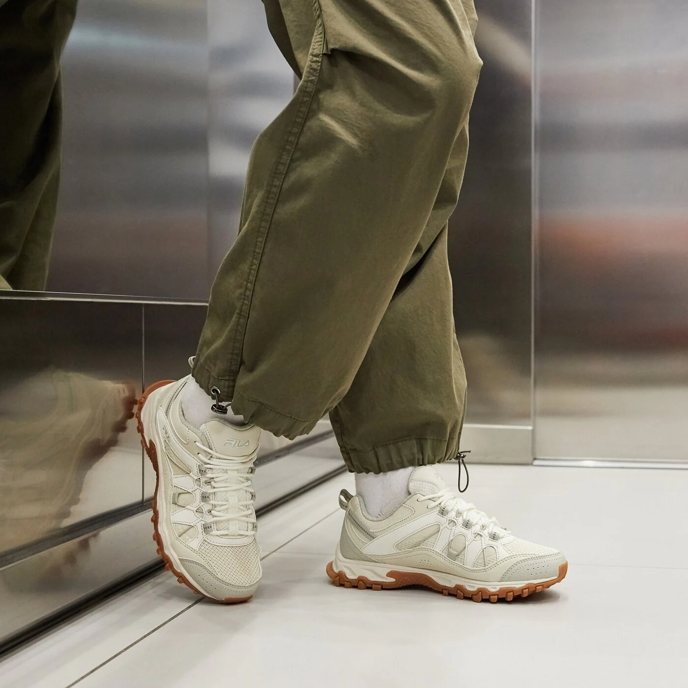 FILA EXPLORA Beige