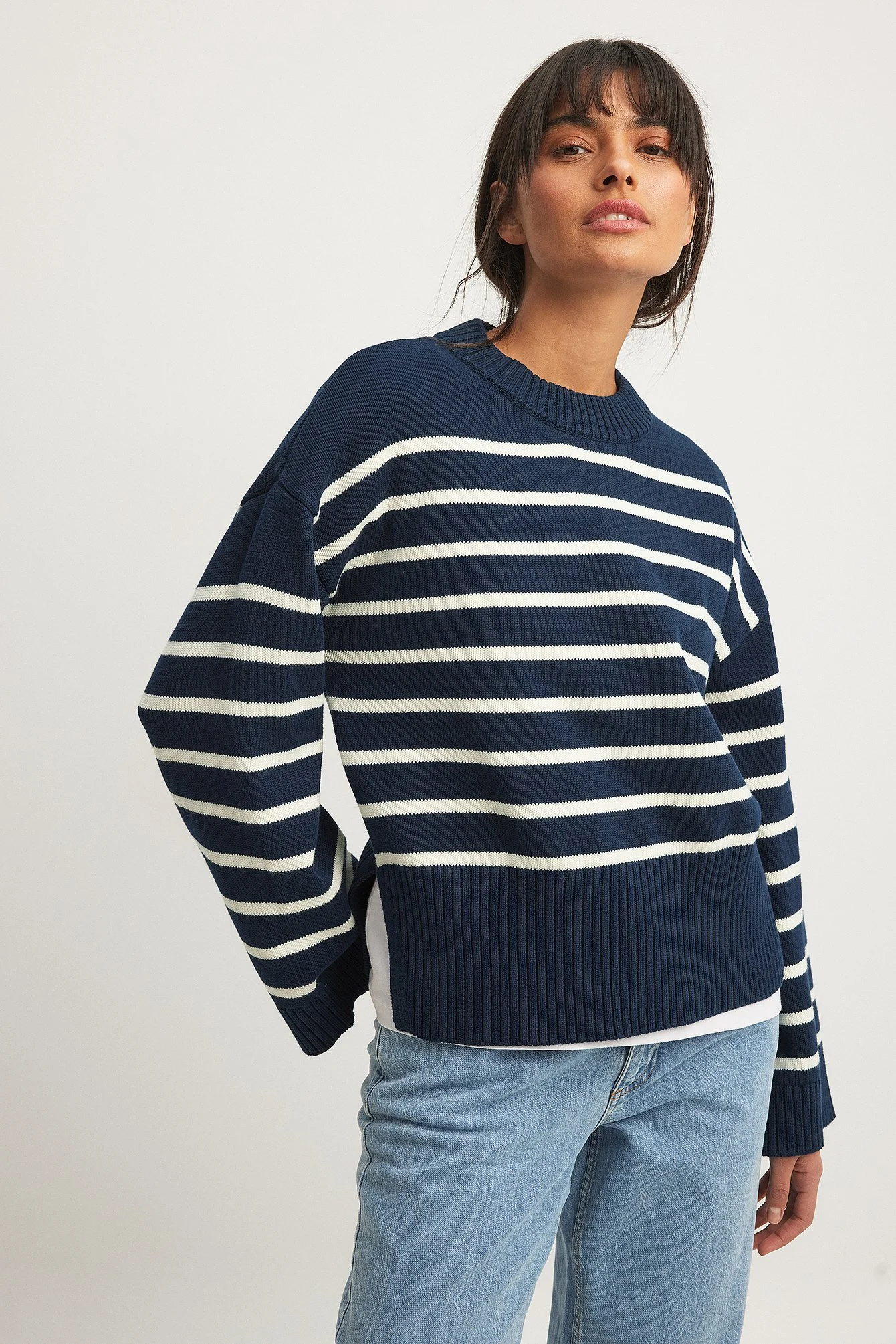 Gestreifter Oversize-Strickpullover