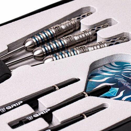 BULL'S DARTPFEIL SARAH MILKOWSKI STEEL DART