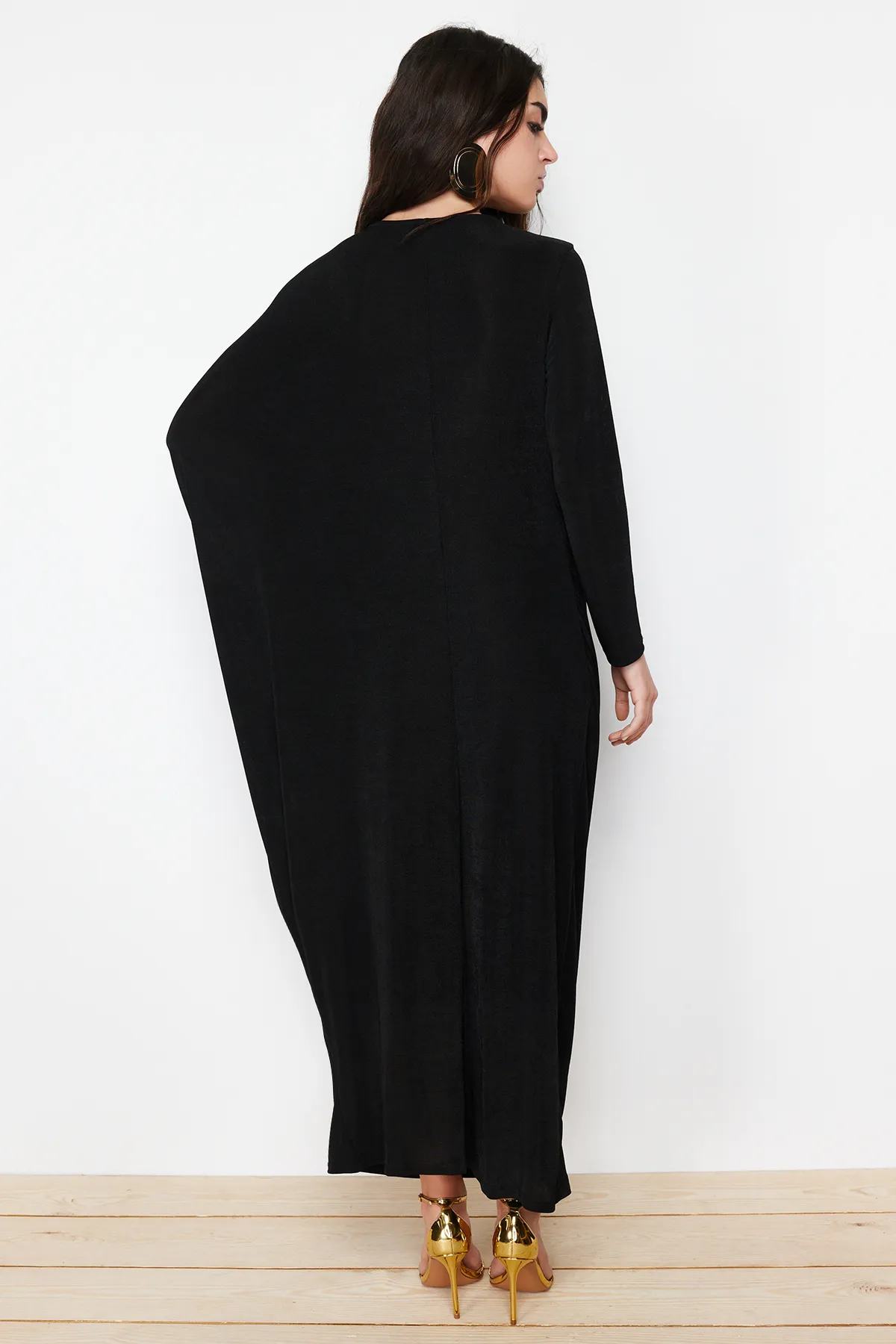 Trendyol Modest  Schwarzes stilvolles gestricktes Kaftan-Kleid TCTSS24EB00037