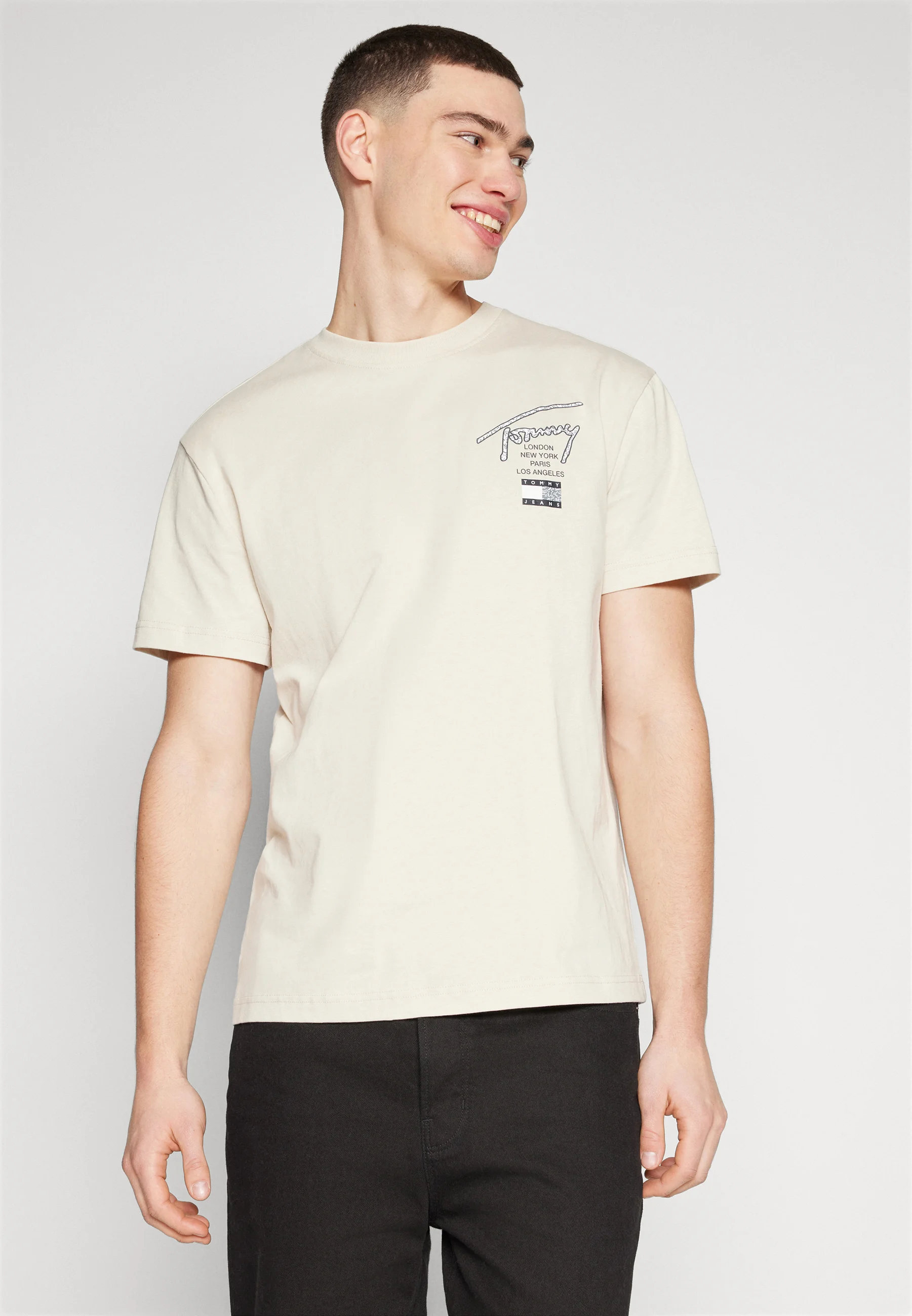 Tommy Jeans LOGO TEE - Camiseta con estampado