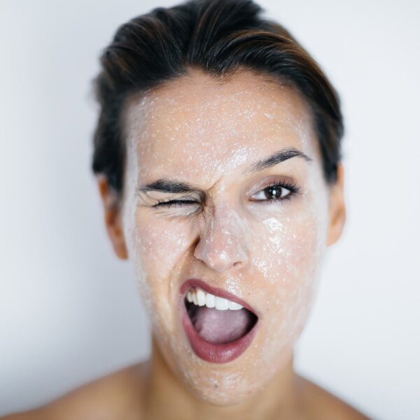 I Want You Naked Holy Hemp Anti-Aging Peeling-Maske Gesichtspeeling