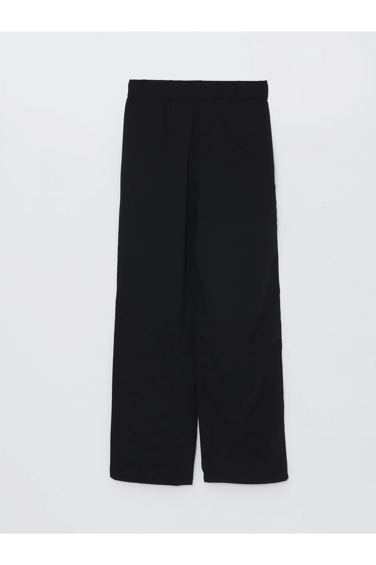LC Waikiki  Damenhose mit elastischem Bund, bequemer Passform, gerader Tasche und detaillierten Taschen