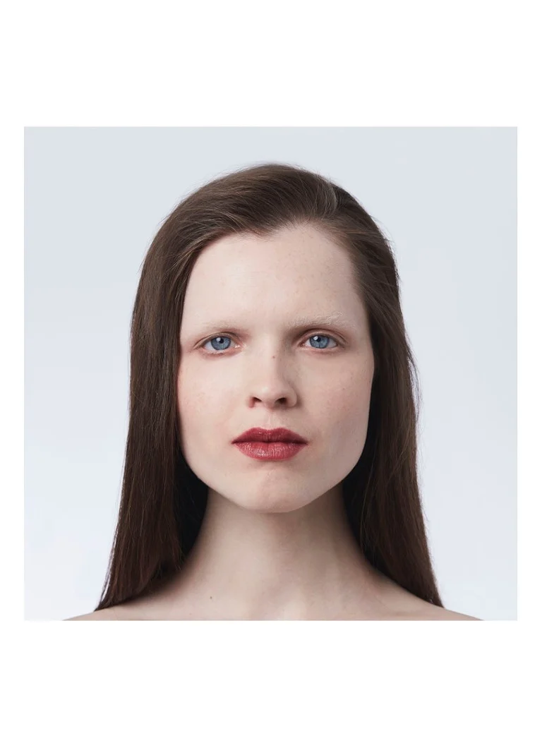 Gucci Lipstick Veil - lipstick