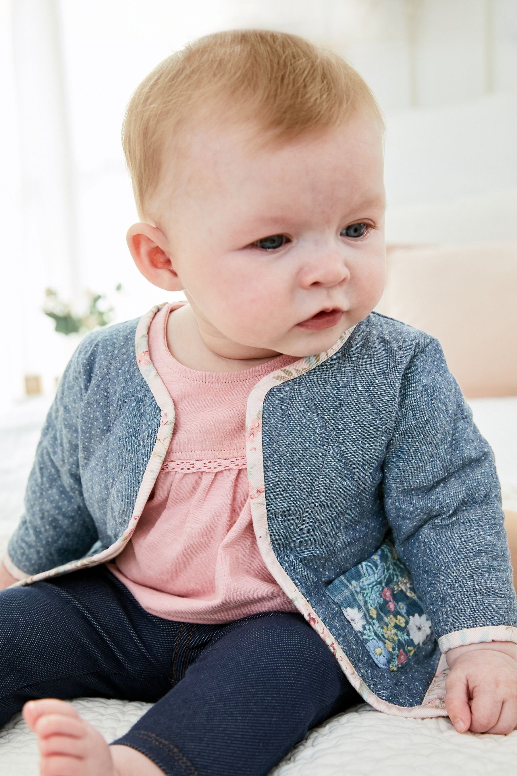 Next Strickjacke Baby-Steppjacke mit Patchwork (1-tlg)