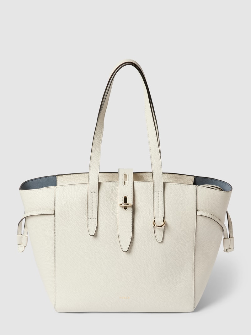 Shopper mit Label-Detail Modell 'NET' in offwhite