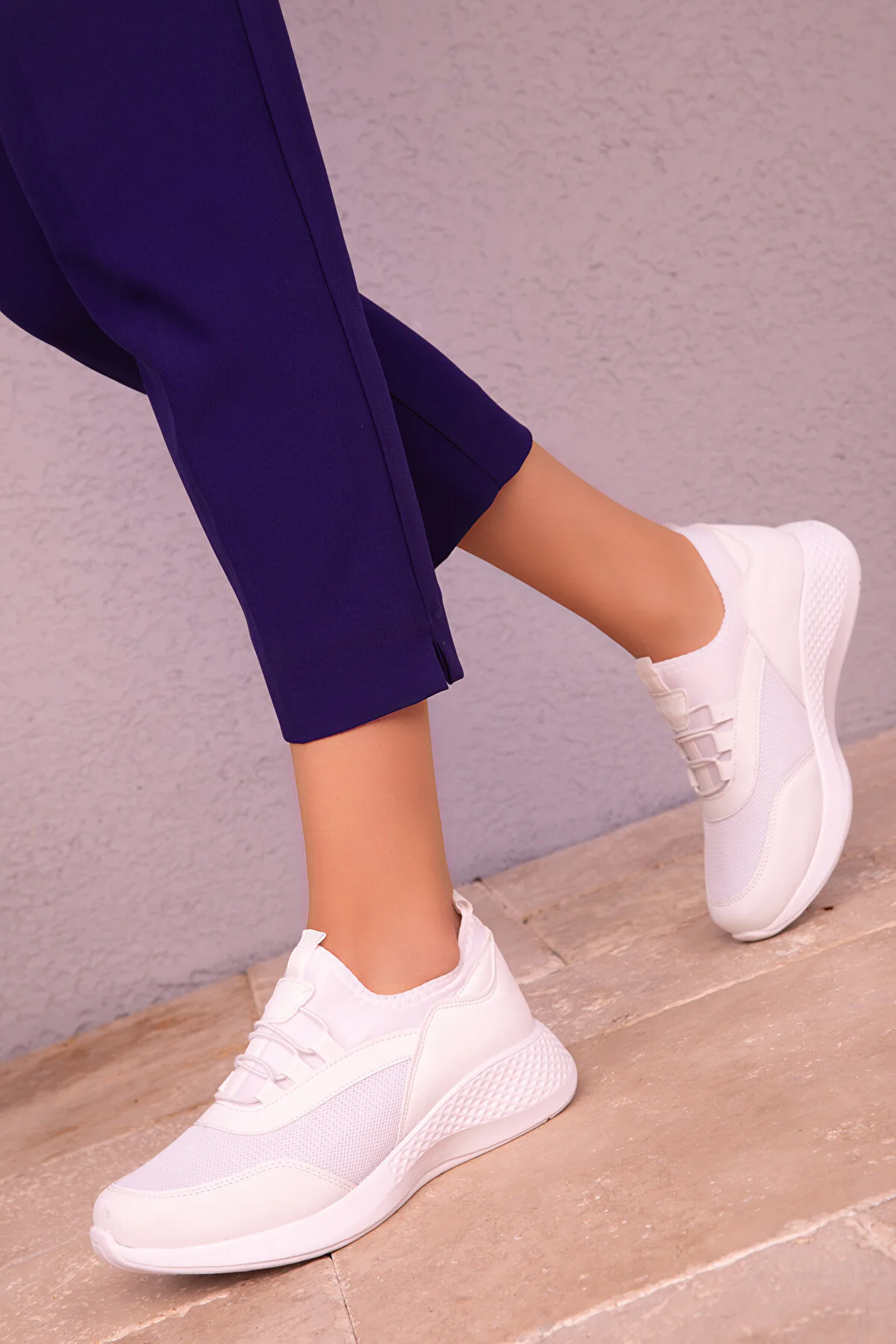 SOHO  Weiße Damen Sneakers 15226