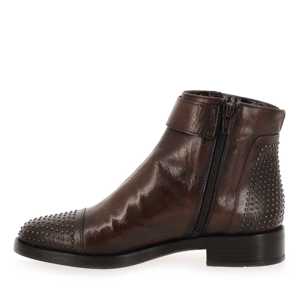 Emanuele Crasto   2111B - marron