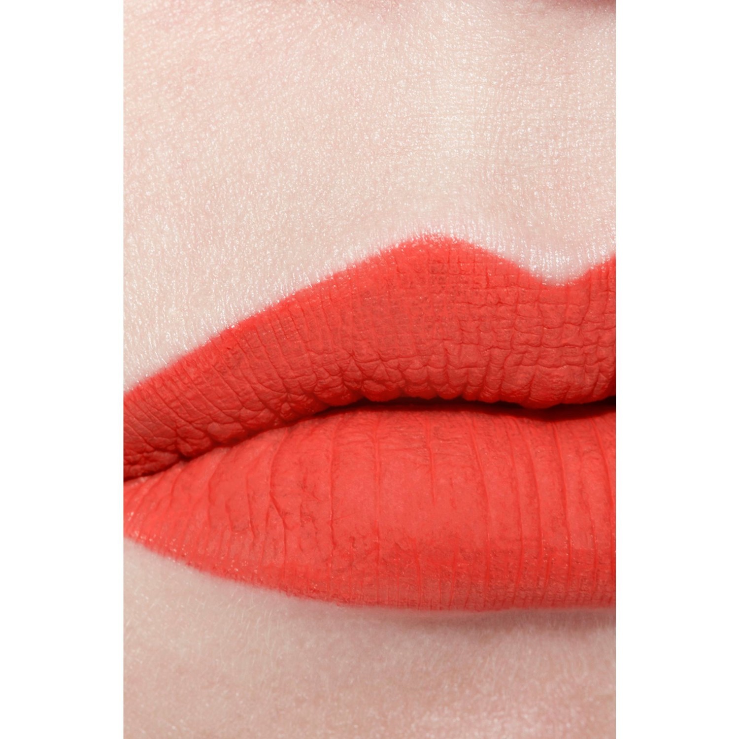 CHANEL LIQUID VELVET