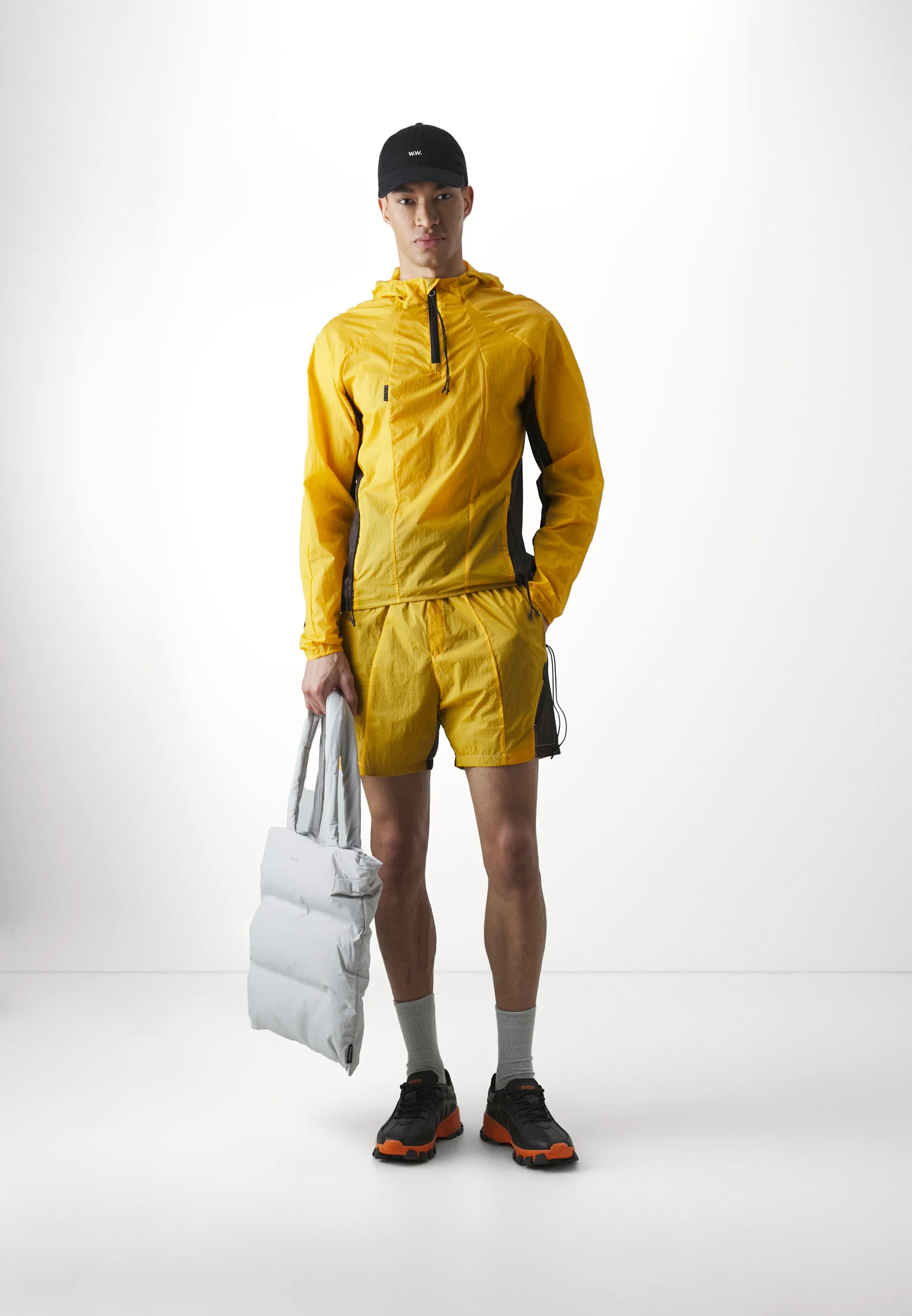 Pantalones deportivos Saul Nash