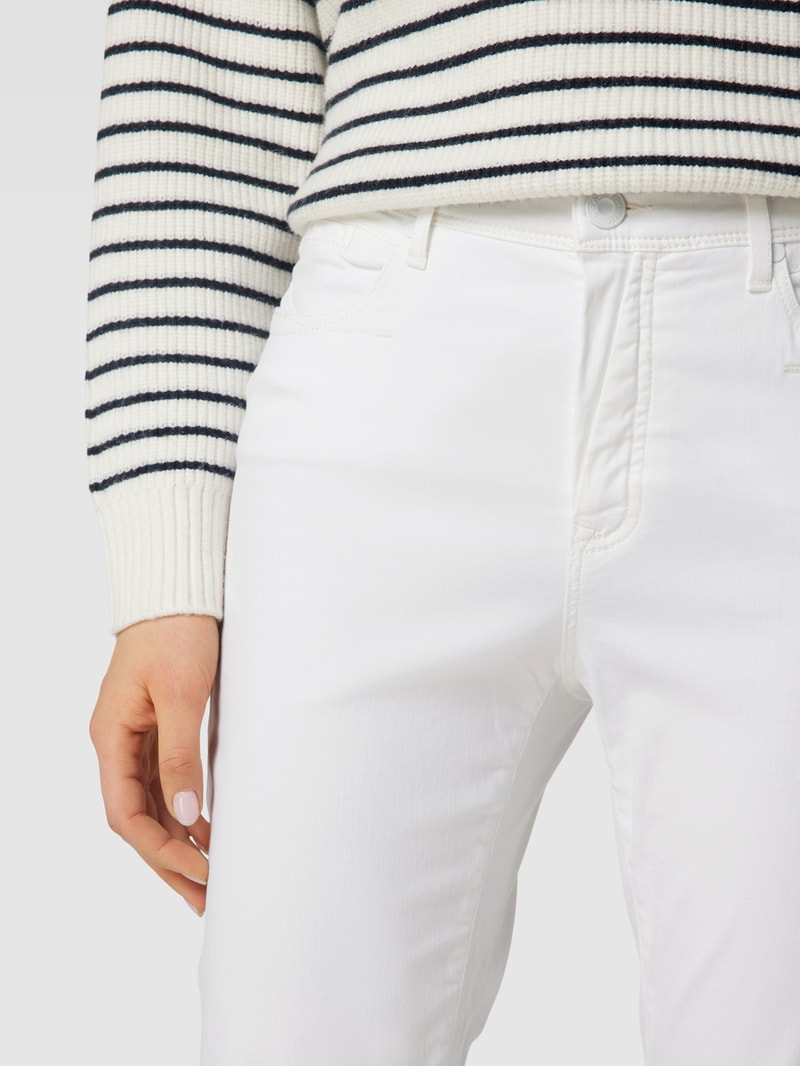 Jeans mit Label-Patch Modell 'Mary' in weiß