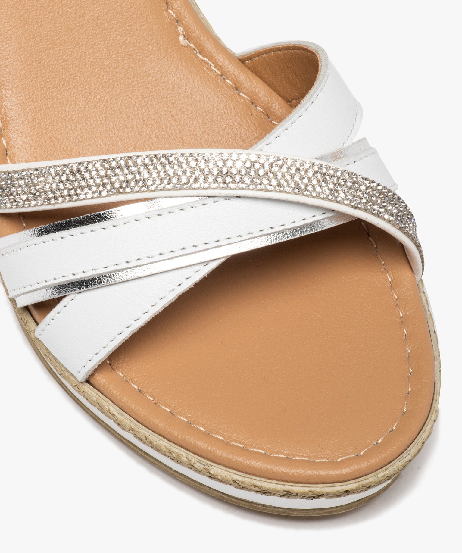 Sandales femme compensées à brides en cuir et strass blanc | GEMO