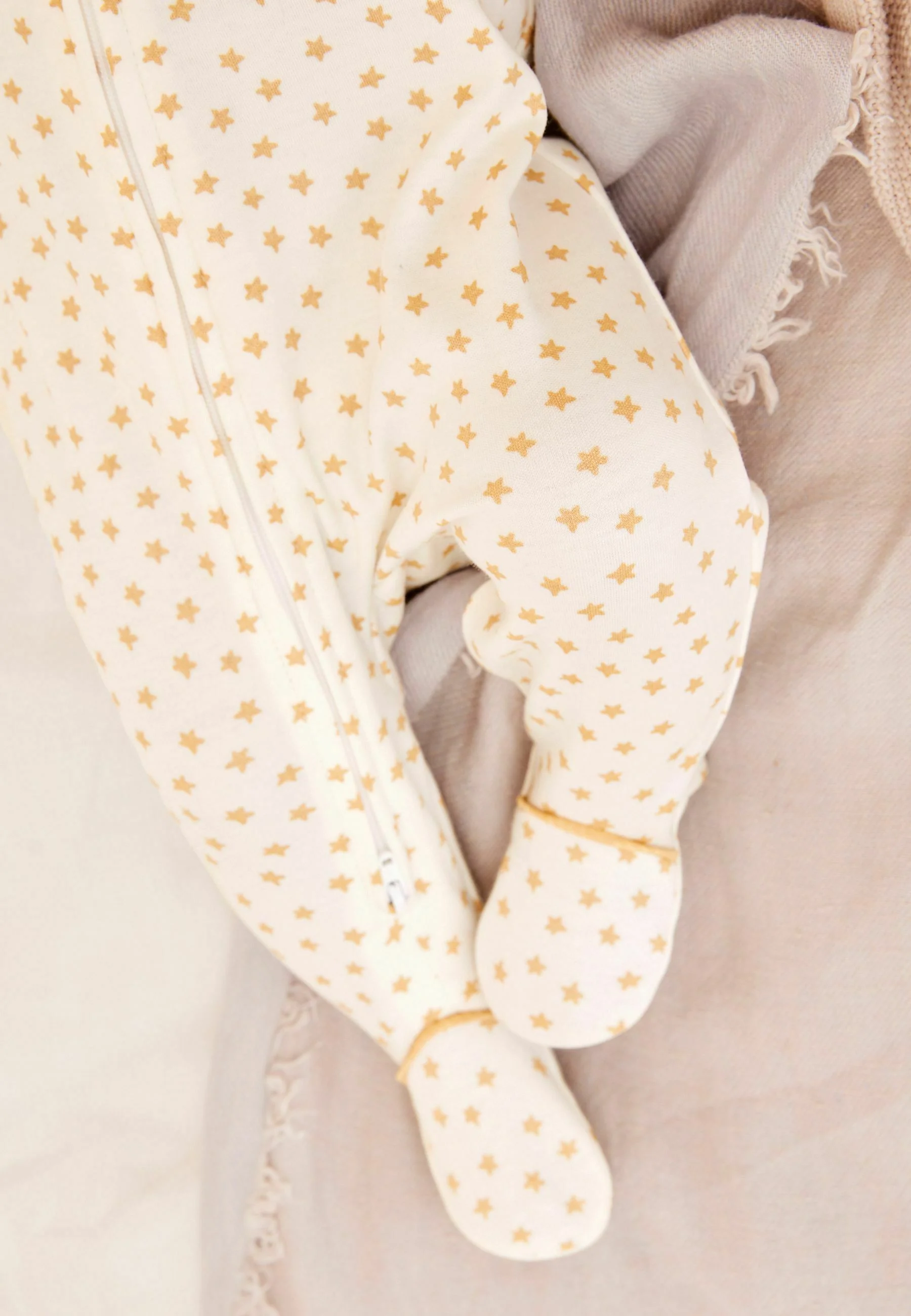 Siguiente ESTAMPADO DE ESTRELLAS - Mono