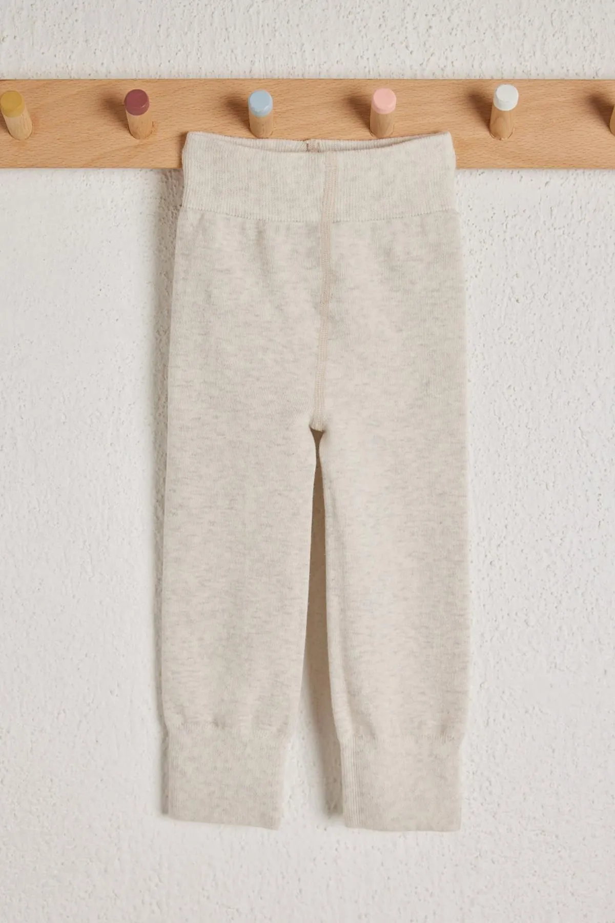 Katia&Bony  Gummi-Babystrumpfhose mit Details in Ecru