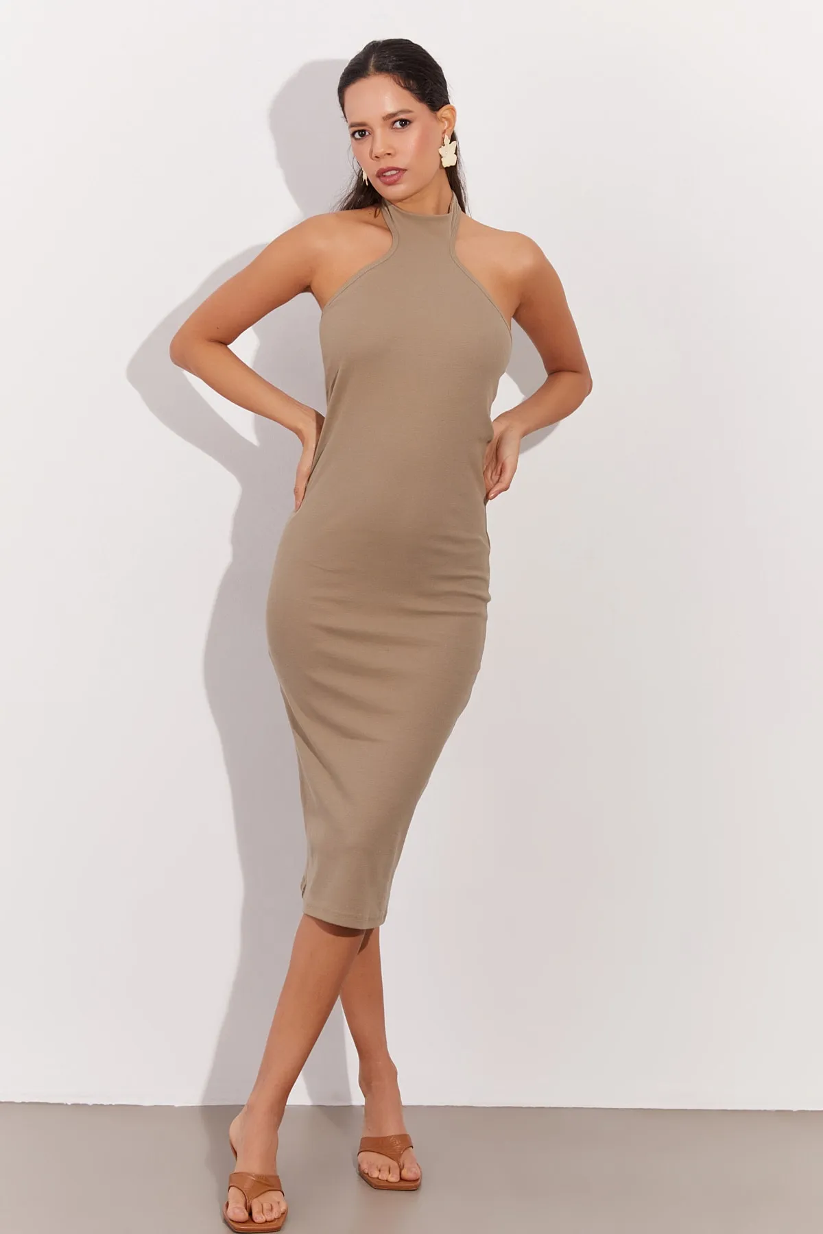 Cool & Sexy  Khakifarbenes, rückenfreies Neckholder-Midikleid für Damen OW138