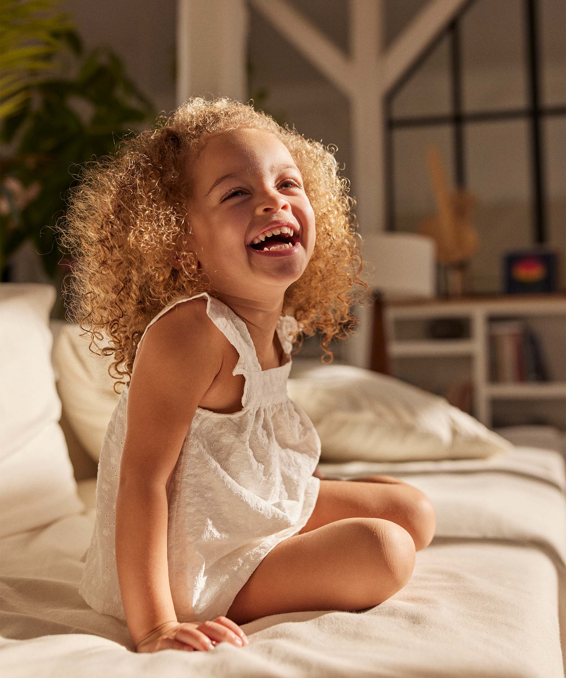 Blouse bébé fille en dentelle anglaise à bretelles volant... beige | GEMO