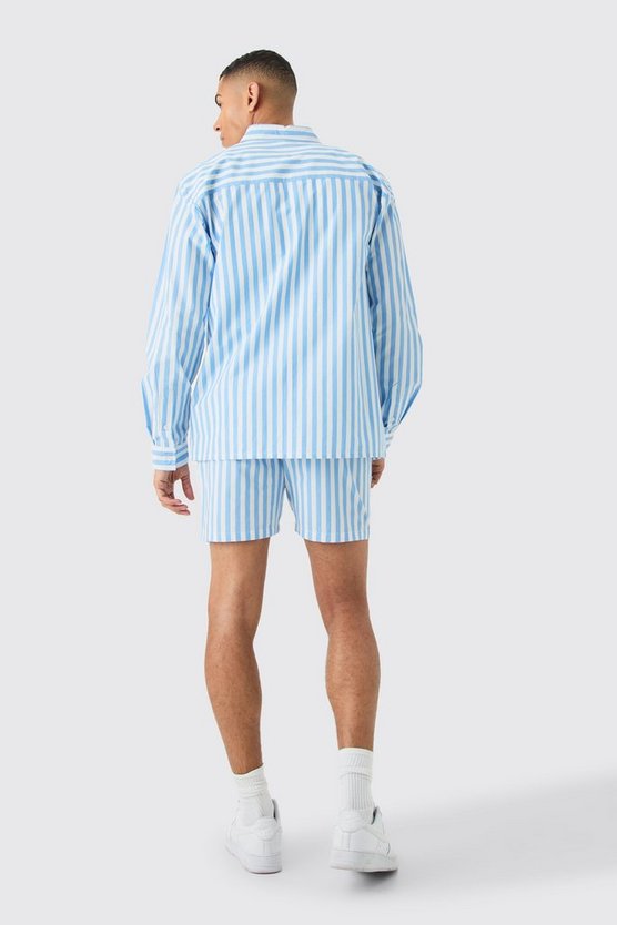 Oversize Shorts-Set mit Nadelstreifen und Logo-Bund