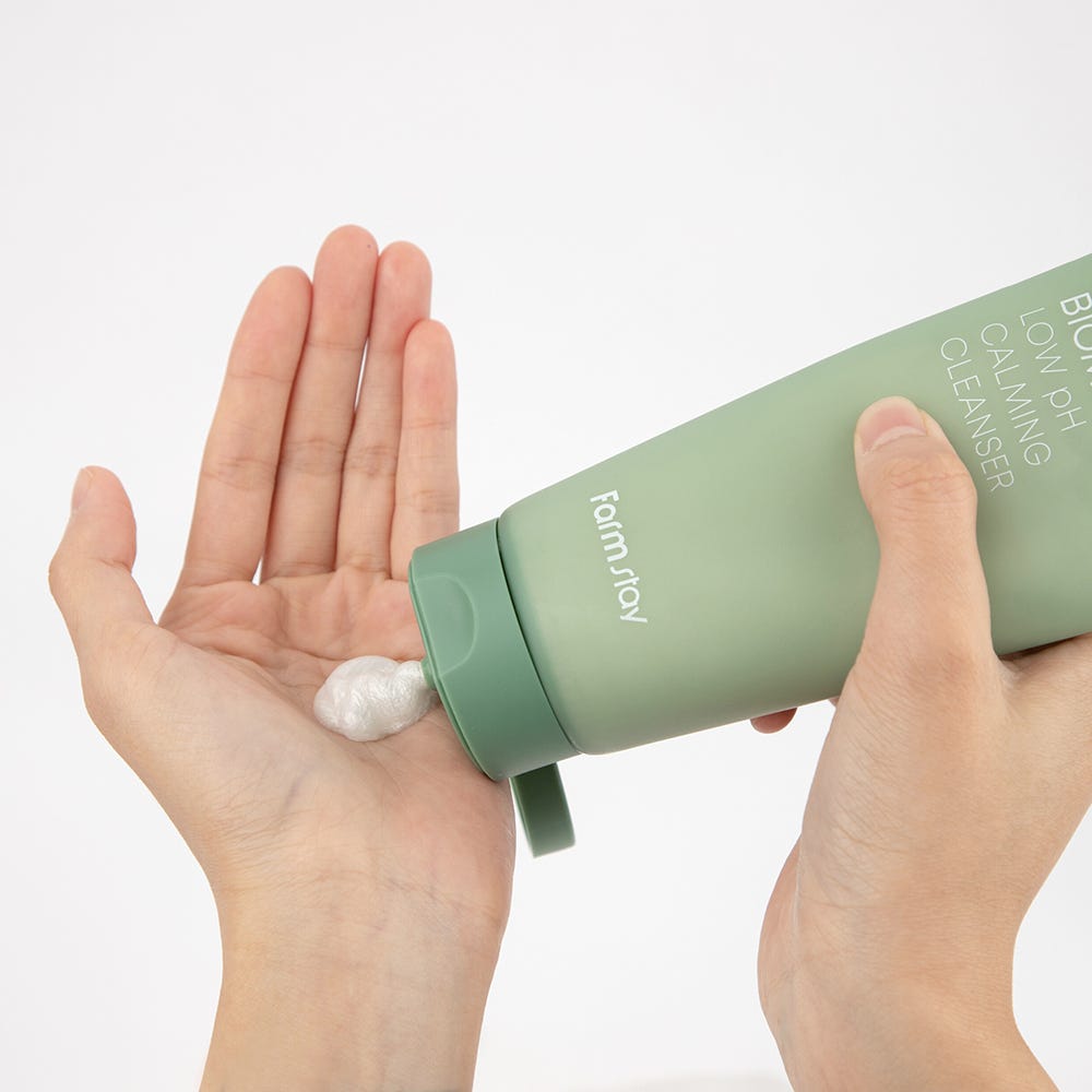 Farmstay Tea Tree Biome Low PH Calming Cleanser 180 ml
