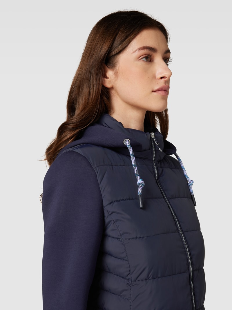 Jacke mit seitlichen Eingrifftaschen in dunkelblau