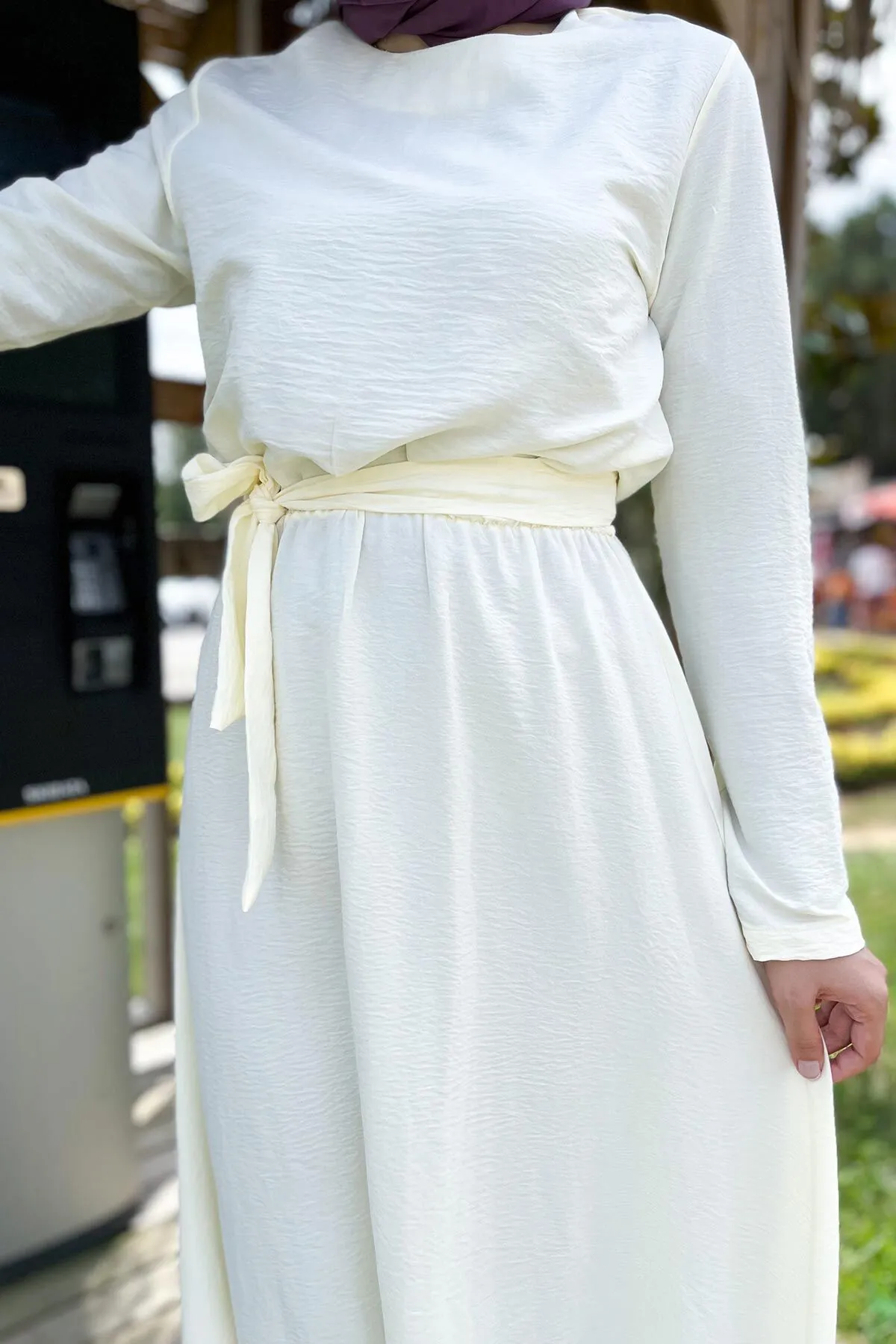 Tesettür Dünyası  Ayrobin Kleid Tsd220540 Beige