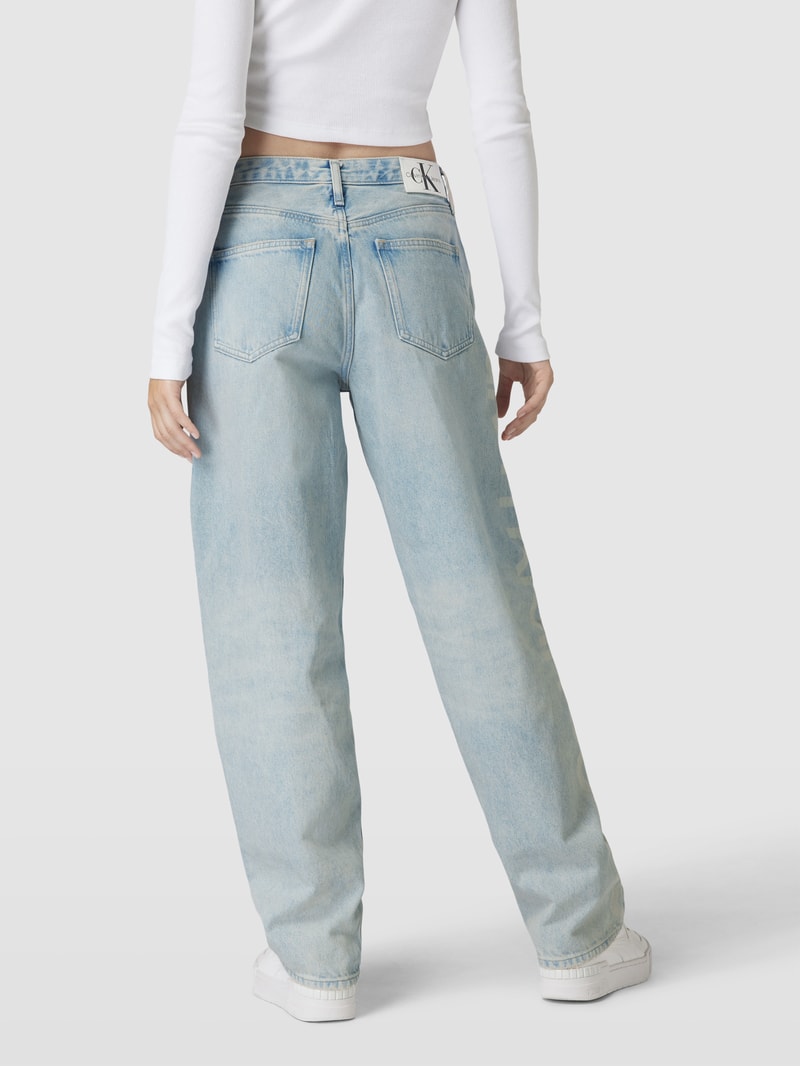 Straight Leg Jeans im 5-Pocket-Design Modell '90 S STRAIGHT' in hellblau