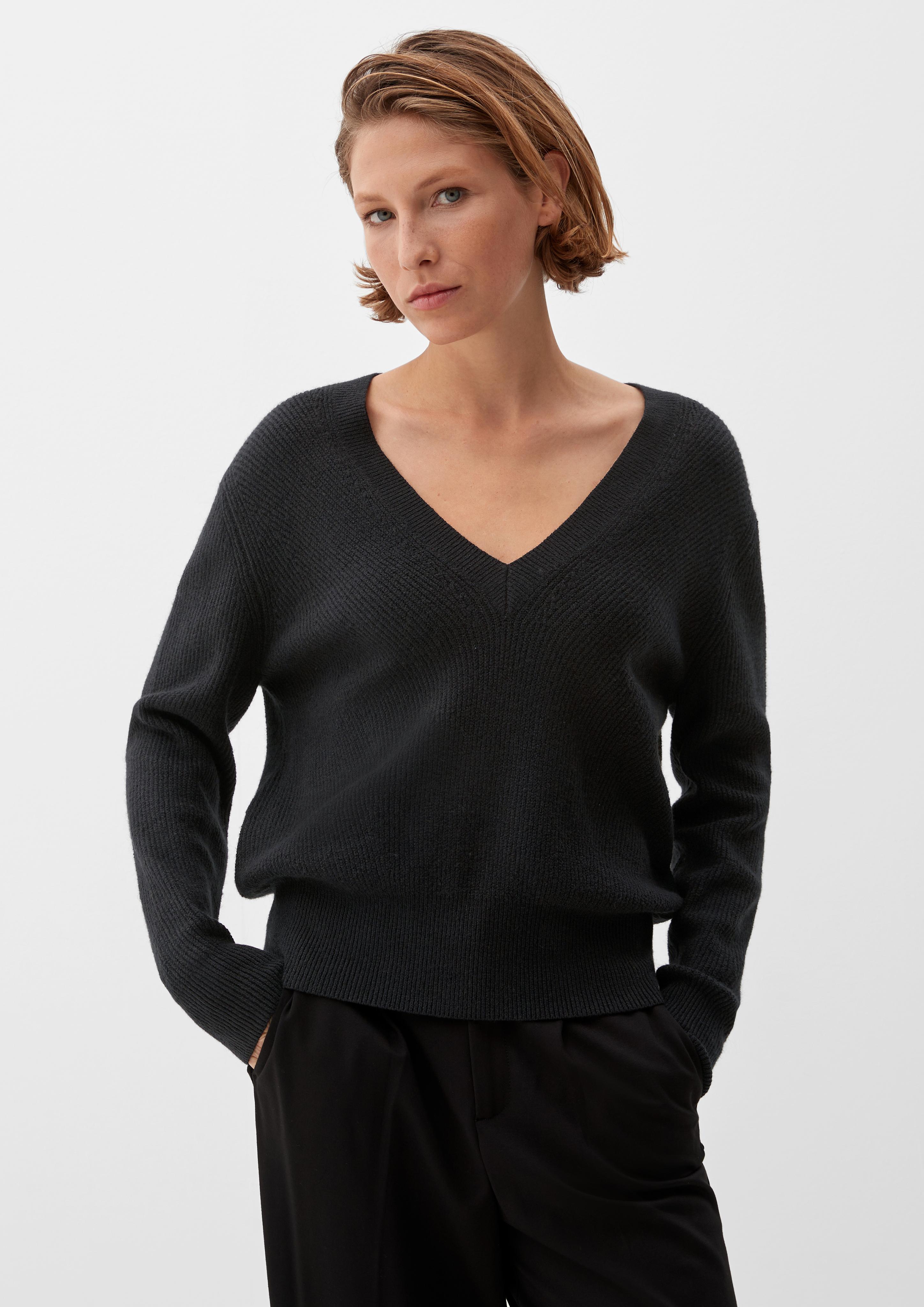 Pullover mit V-Ausschnitt  2120697-9999
