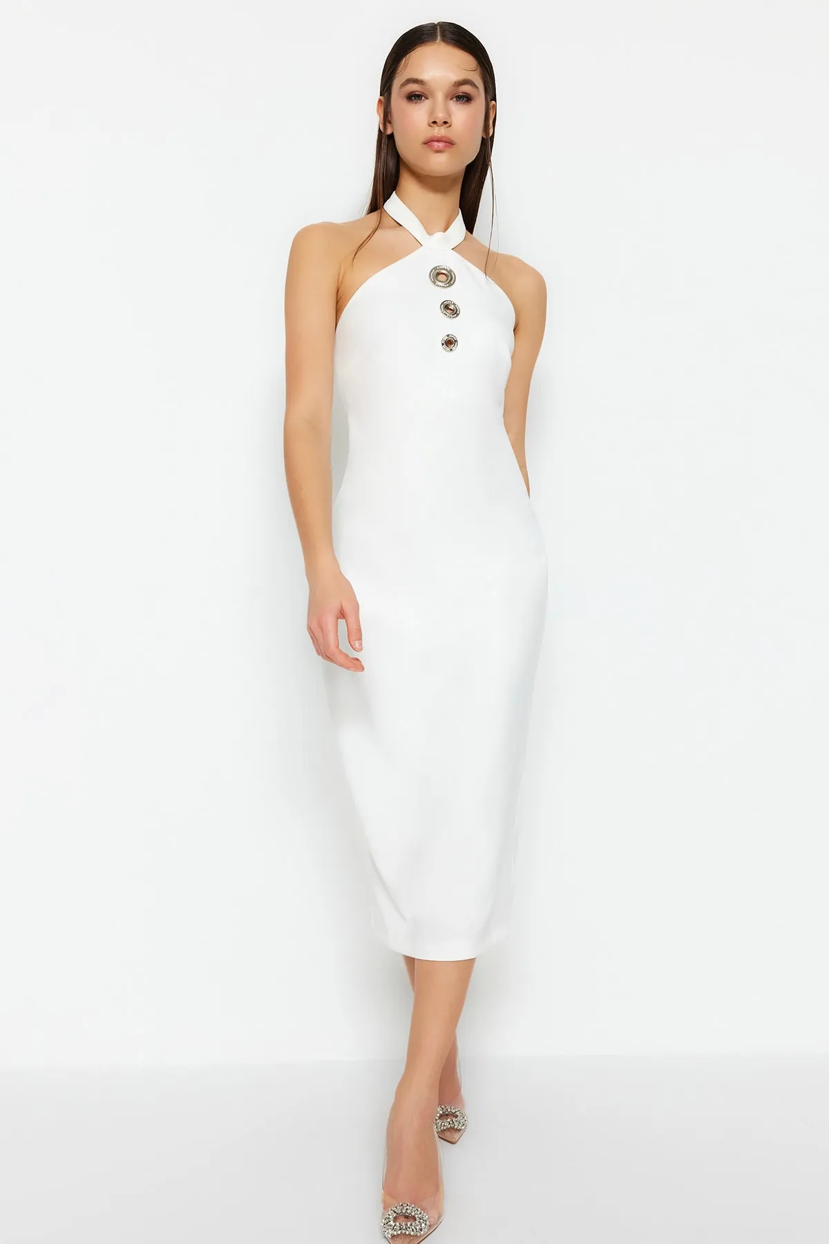 Trendyol Collection  Ecru Tailliertes, gewebtes, gefüttertes, elegantes Hochzeits-/Hochzeits-Abendkleid mit Accessoires TPRSS23EL00535