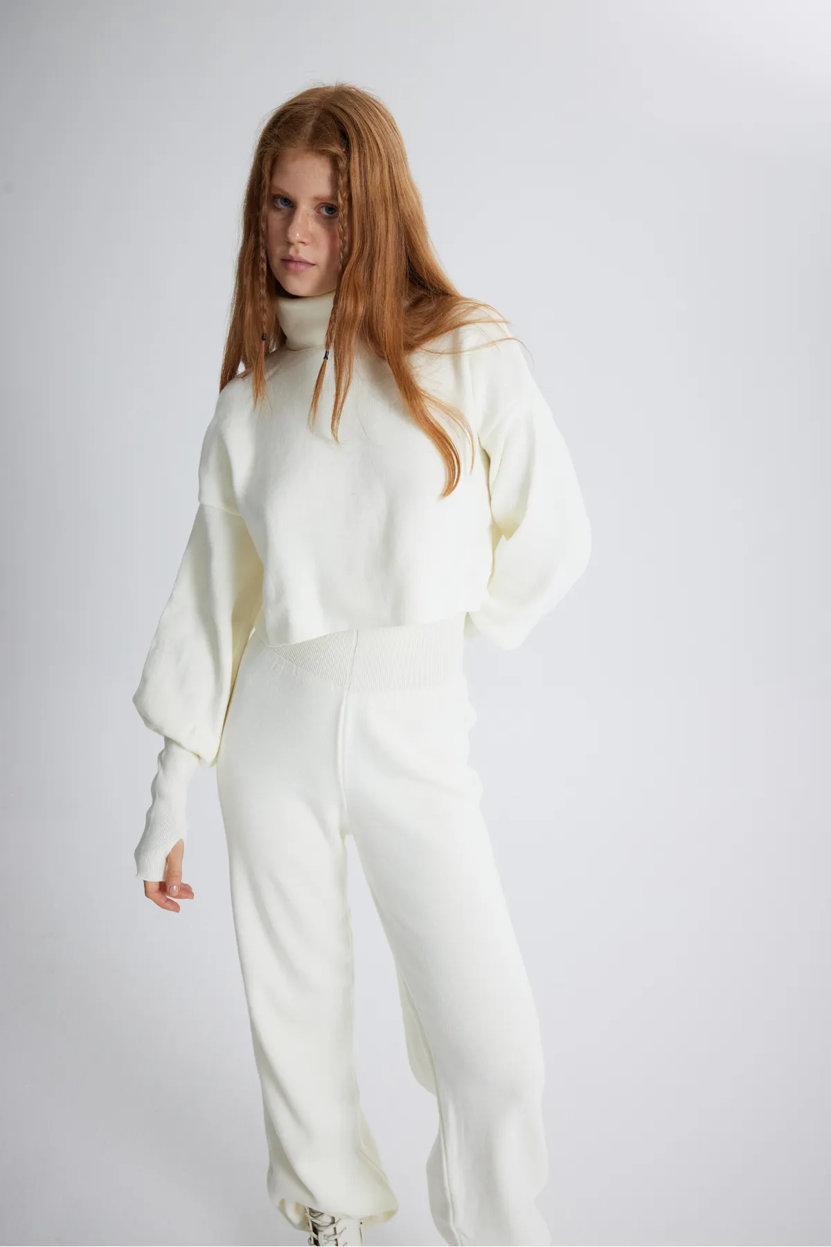 HOLLY LOLLY  Bottom Top Strickwaren Thinky Suit Weiß