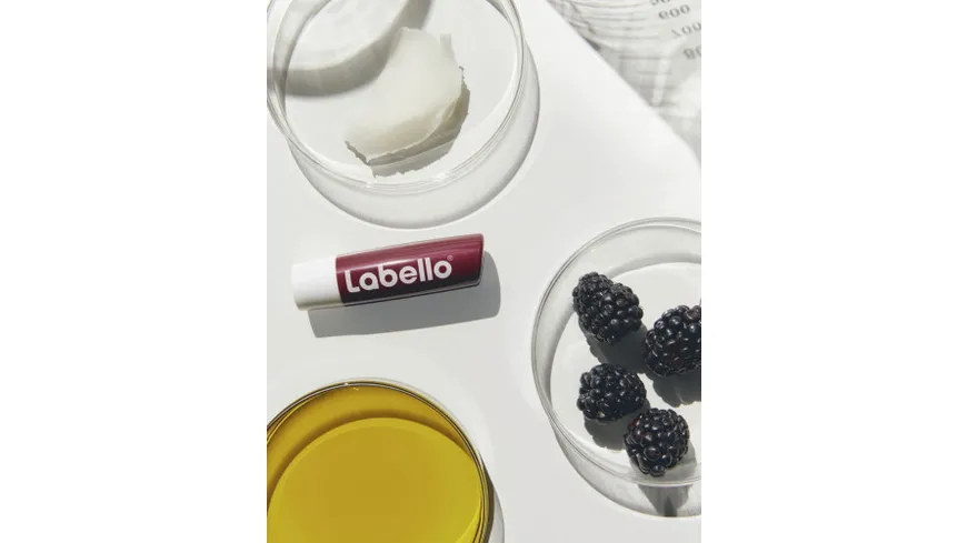 Labello Lippenpflege Blackberry Shine 4.8 g
