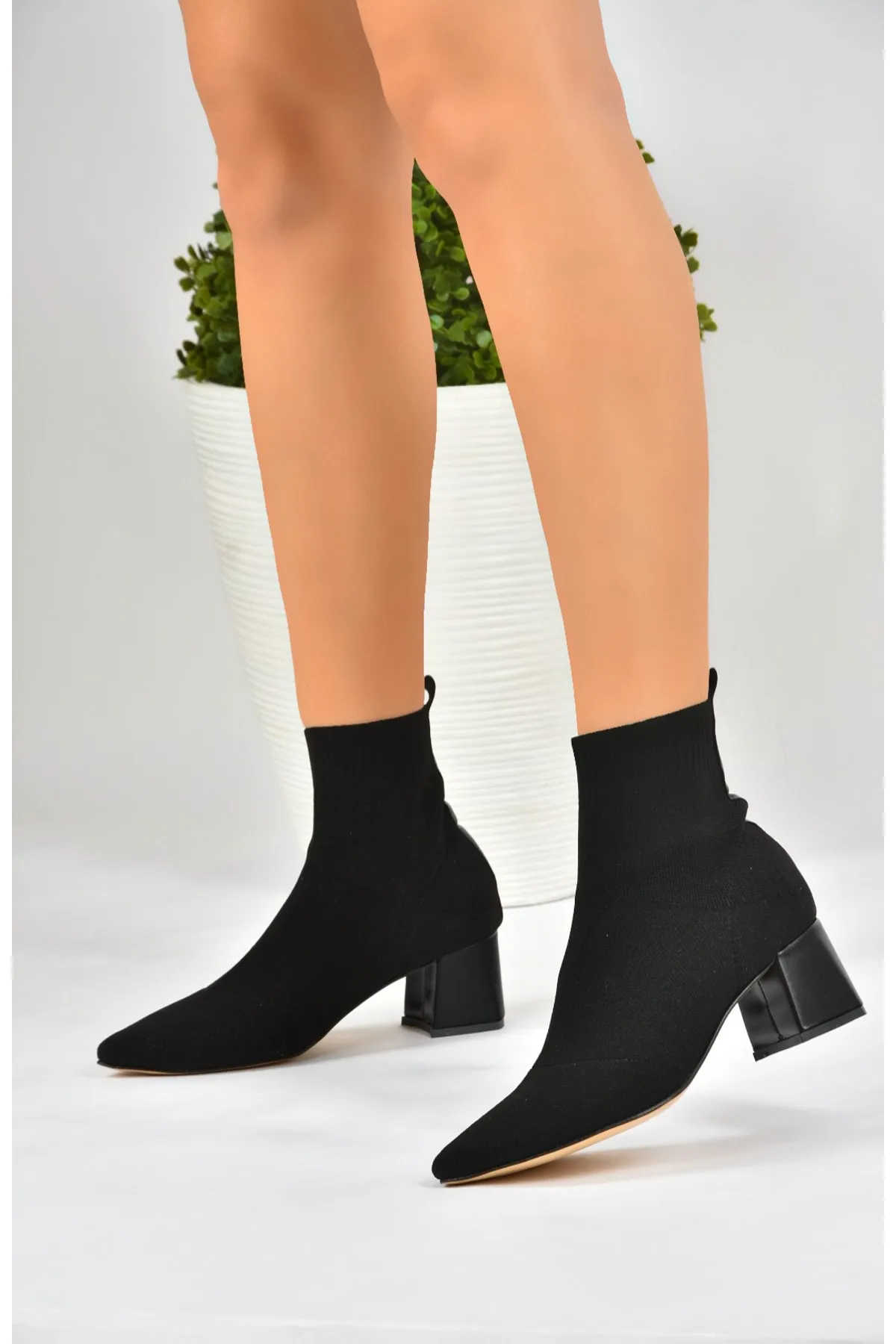 Fox Shoes  Schwarze Strickwaren-Damenstiefel mit dickem Absatz L422763057