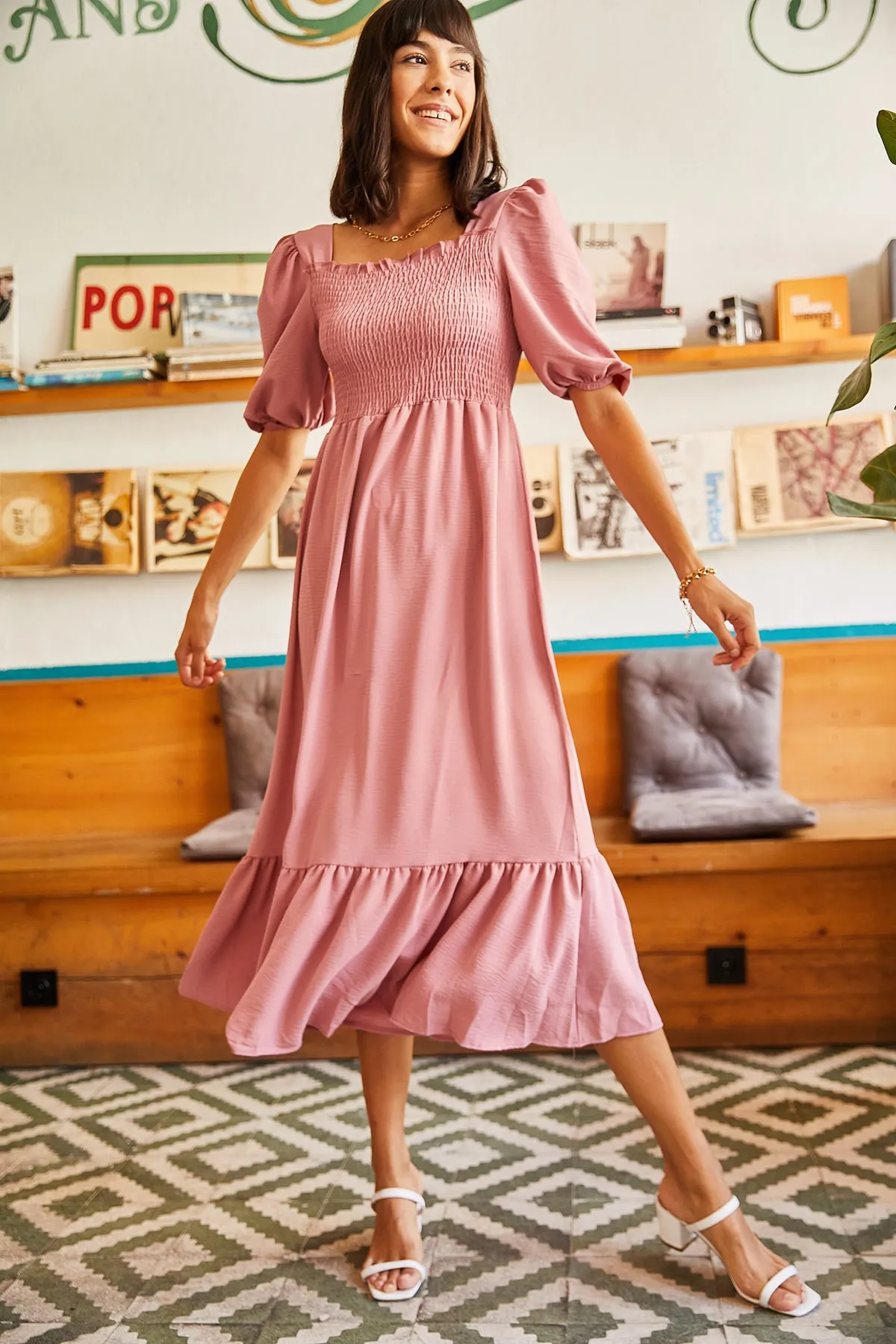 Olalook  Damen-Puderoberteil mit Gimped-Kragen und Bodrum-Kleid ELB-19001557