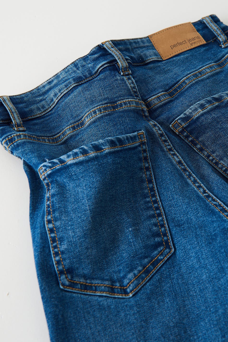 Molly slit jeans