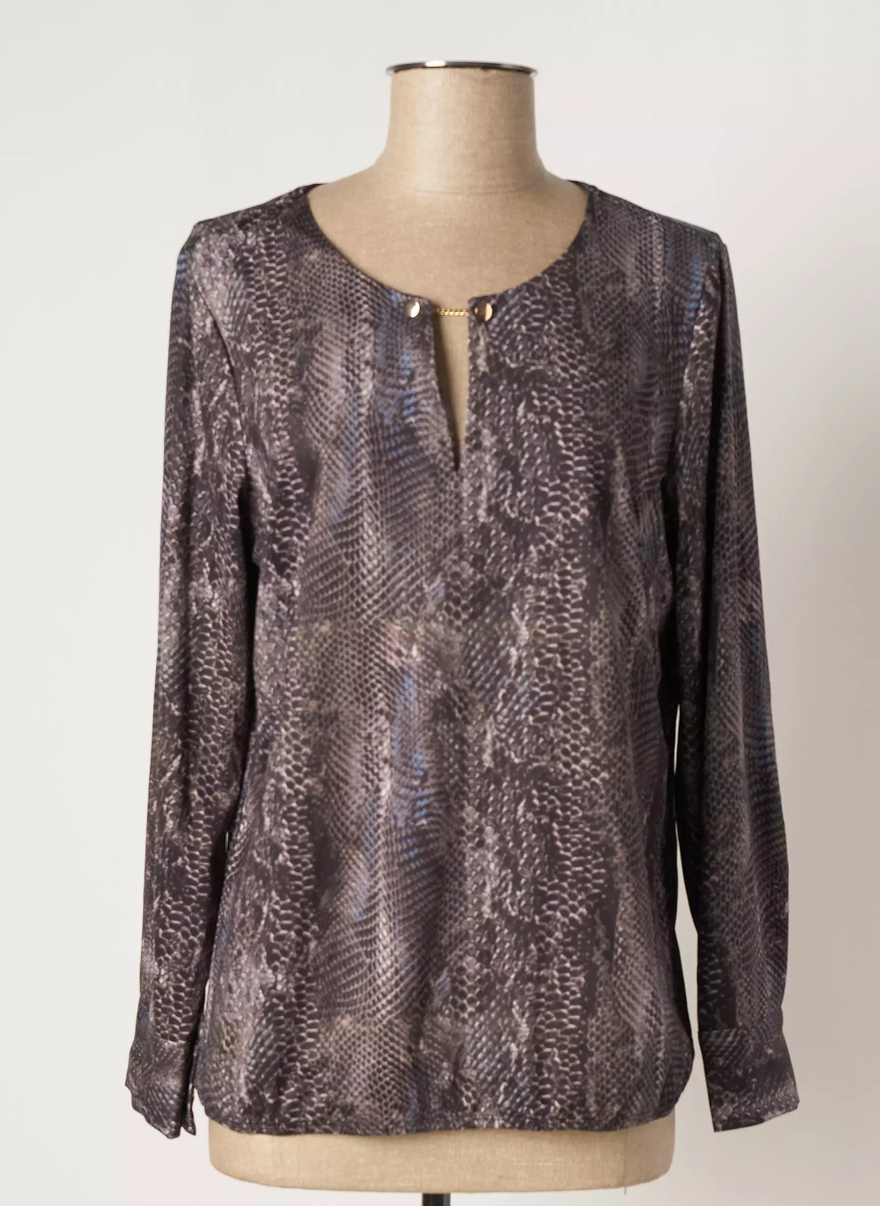 K Design Tshirts Femme couleur gris