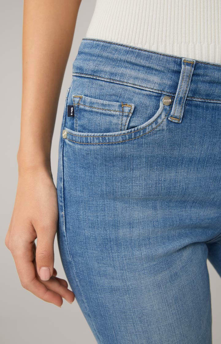 Skinny-Jeans Sue in Medium Blue Washed
